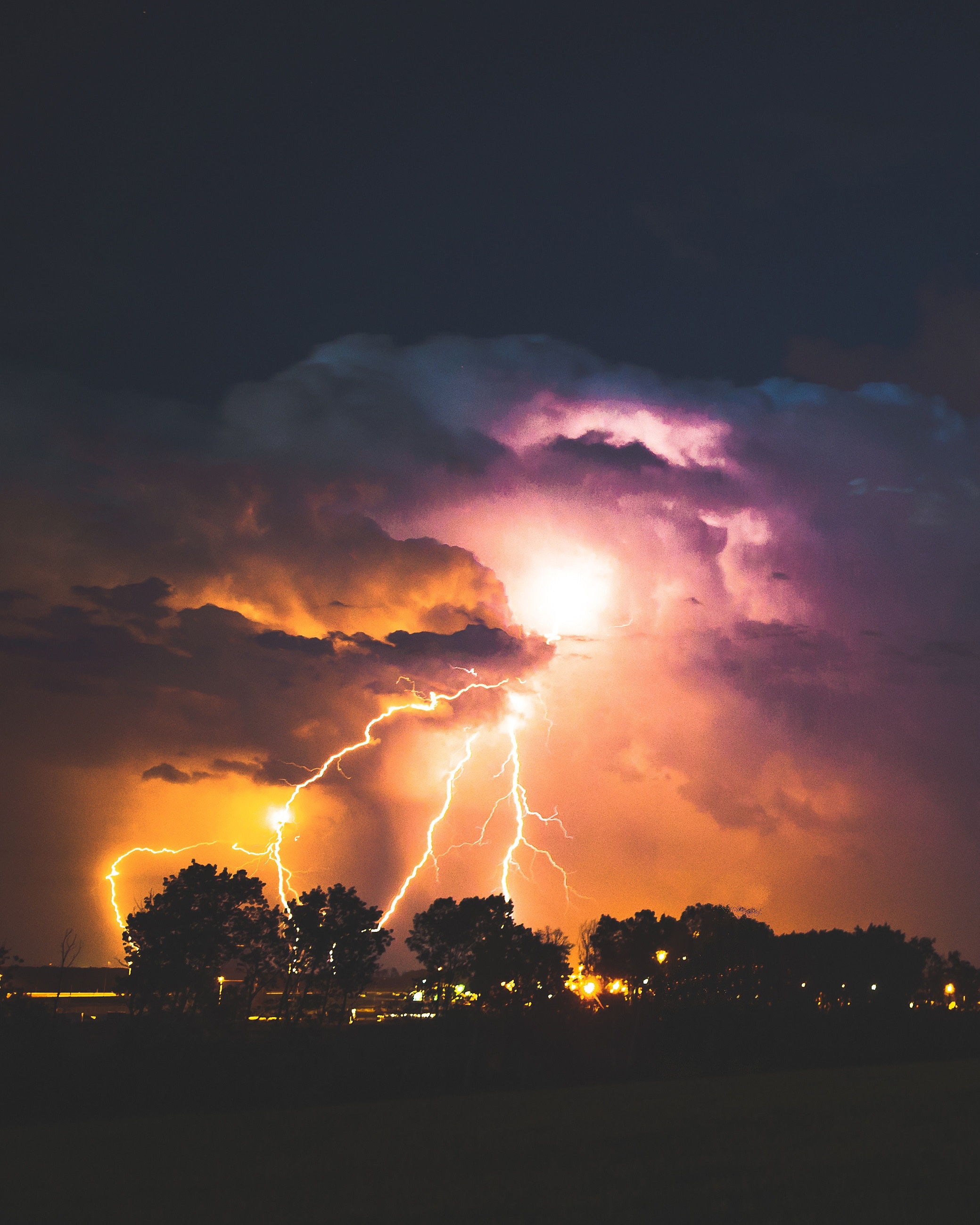 Lightning Storms in Sex Smith Canada